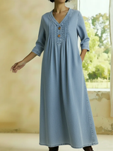 Danjela – Jeans Kleid Mit V-Ausschnitt Und Knöpfen – Blau