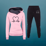 Nimue – 2 Teiliges Trainingsanzug Setz mit Herz Print – Rosa