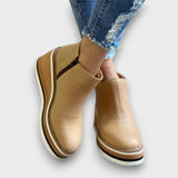 Alvaya – Alltagstaugliche Keilstiefeletten mit Stil – Beige