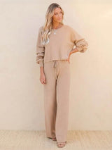 Leilani | Weites Bein Rundhals Lounge Zweiteiliges Set – Aprikose