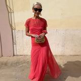Athen™ Maxikleid mit kurzen transparenten Ärmeln und Stufenrock – Rot
