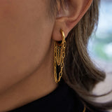 Neida – Atelier Creolen mit Kettenfall – Gold