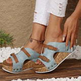 Coraline™ Leder-Pantolette mit Plateau und Doppelverstellung – Hellblau
