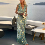 Albina - Glattes V-Ausschnitt-Kleid mit Paillettenverzierung – Grün