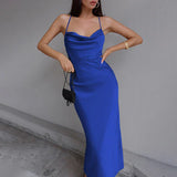 Daphne – Satin-Unterkleid mit Wasserfallausschnitt – Blau