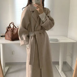 Damen-Mantel mit taillenband | Wintertauglich – Beige