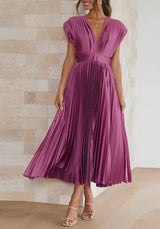 Isolde - Elegantes plissiertes Maxikleid – Violett