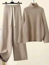 Winterstrickset - wärme und stil in einem eleganten outfit – Braun einstellen