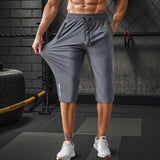 AeroMotion™ Shorts Mit Elastischem Stoff und Sportlicher Passform – Grau