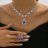 Sariyn – Elegantes Schmuck-Set in Tropfenform – Blau