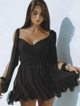 Elegantes Damen-Wickelkleid mit Plissee-Rock – Schwarz