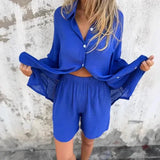 Nora | Lässiges Set aus schlichter Bluse und Shorts – Blau