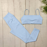 Set mit Hochgeschnittenen Leggings und Kurzen Ärmeln – Himmelblau