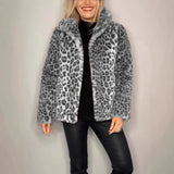 Panther Luxe™ Mantel aus Plüschfell mit Wildtierprint / Die kühne Seite Femininer Eleganz! – Grau