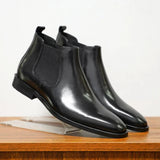 Herren Stiefeletten | Schlichte Form mit geschlossener Kontur – Schwarz