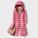 Anvera – Ultraleichte Daunenjacke mit Kapuze – Rosa