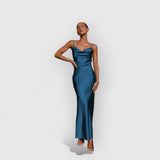 Daira | Elegantes Satinkleid – Blau