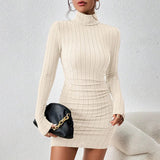 Selena Geripptes Rollkragen Bodycon Minikleid – Beige