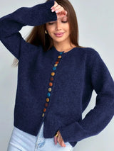 DIE NOELLE | KNOPF-AKZENT CARDIGAN – Marineblau