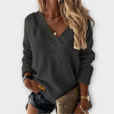 Feline | Kuscheliger Pullover mit V-Ausschnitt – Grau
