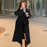 Langer trenchcoat mit doppelten knopfreihen - kornelia – Schwarz