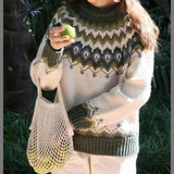 PANDORE -  Hinreißender gemusterter Pullover – Grün