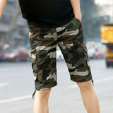 Frontier™ Cargo-Shorts mit Camouflage-Muster und Funktionellen Cargotaschen – Grünes Camouflage
