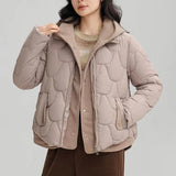 FrostHaven™ Steppjacke Mit Kuscheliger Kapuze – Khaki