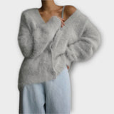 Amira | Kuscheliger Cardigan mit Knopfdetails – Grau