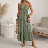 Solara Breeze™ Kleid Mit Halterneck-Ausschnitt und Weitem Stufenrock – Grün