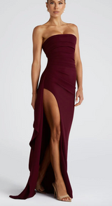 Alina Strapless Maxi Kleid – Elegantes, Figurbetontes Design mit Hohem Schlitz für Frühling – Burgundy