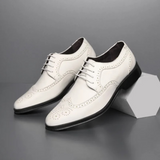 Schmaler Wingtip-Schnürschuh - Nicolai – Weiß