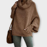 Ursula | Eleganter Damenpullover mit Stehkragen – Braun