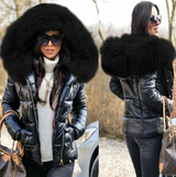 Laura – eleganter wintermantel mit kunstfell – Schwarz