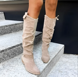 Felicia - luxus-damenstiefel aus wildleder mit rutschfester sohle – Beige