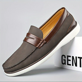 Hochwertige herren-loafer aus leder – elegantes schuhdesign – Braun