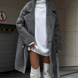 Aitana – elegante lange plüschjacke für damen – Grau