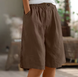 Carmella – Lockere Shorts für die Freizeit – Braun