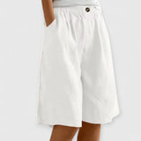Carina | Lockere Freizeitshorts – Weiß