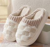 Unisex Kuschelige Hausschuhe | Kariertes Design – Beige
