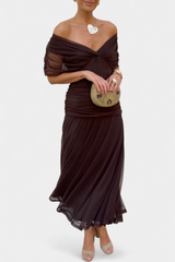 Lordanka – Langes Kleid Mit V-Ausschnitt Und Blumen Muster – Kaffee