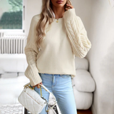 Gestrickter pullover mit langen ärmeln – Beige