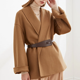 Aviva – modische premium-damenjacke mit gürtel – Kamel