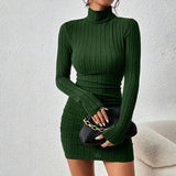 Selena Geripptes Rollkragen Bodycon Minikleid – Grün