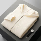 Zyras - Ultraweicher Hoodie – Weiß