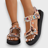 Zanika – Outdoor-Sandalen mit Ethno-Flair – Beige