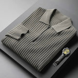 Hochwertiger herrenpullover mit polokragen – weich und bequem – Grau