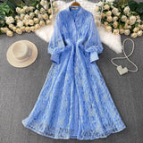Imperial™ Spitzenkleid mit Puffärmeln – Blau