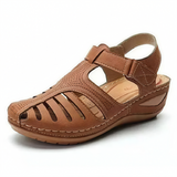 Nova - Sandalen mit Klettverschluss – Braun