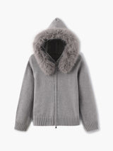 Damen Strickjacke Grau mit Kapuze und Kunstpelz – Warme Winterjacke – Grau